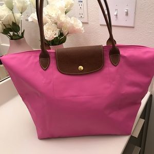 Large Pink Longchamp Purse 💕